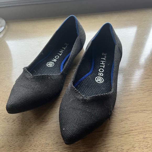 Rothy’s black pointed flats - Picture 3 of 4